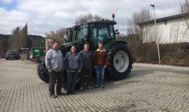 Valtra Schlepper G135V